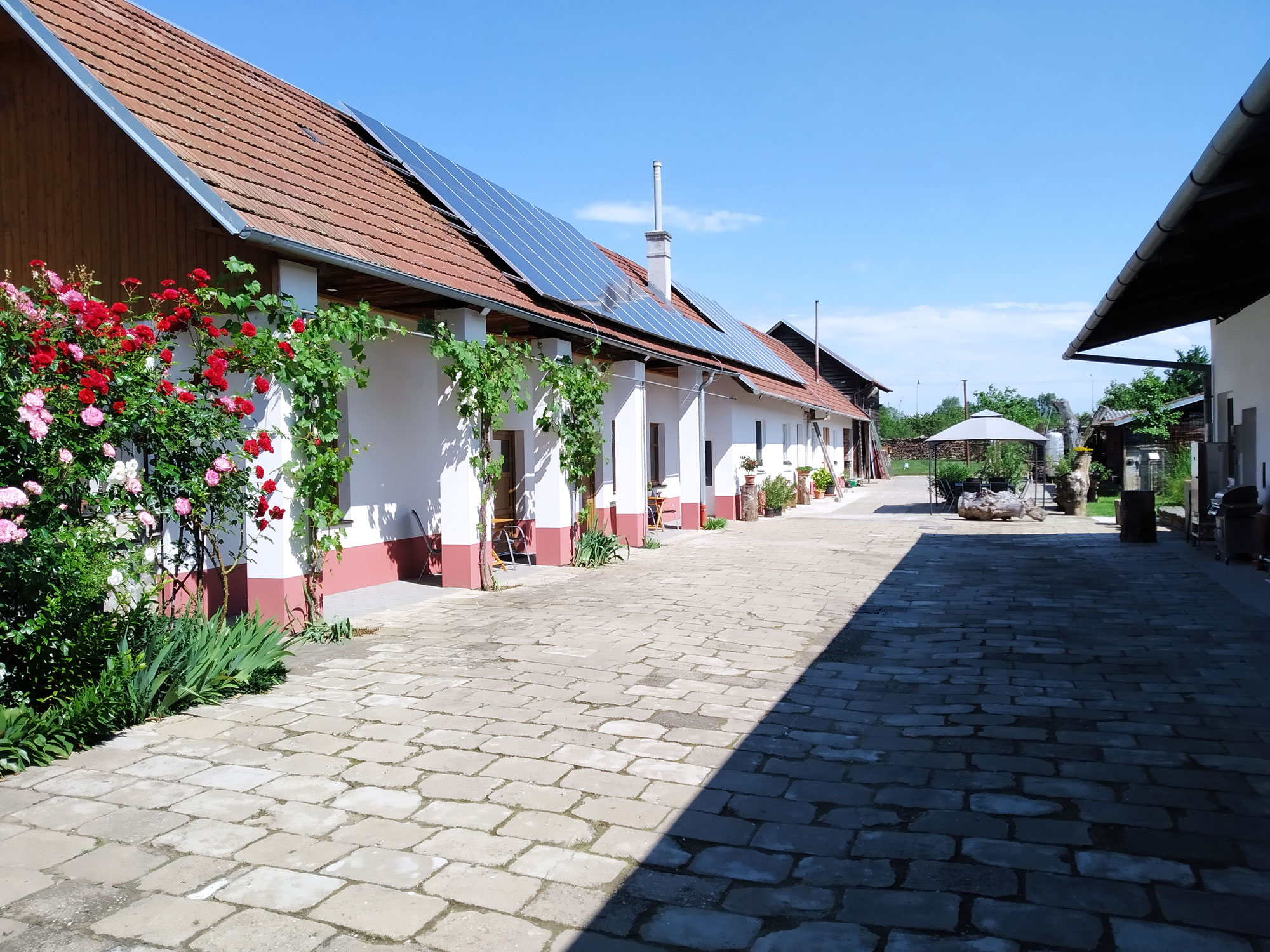 Rodinný penzion se zahradou<br>ve Veselí nad Moravou,